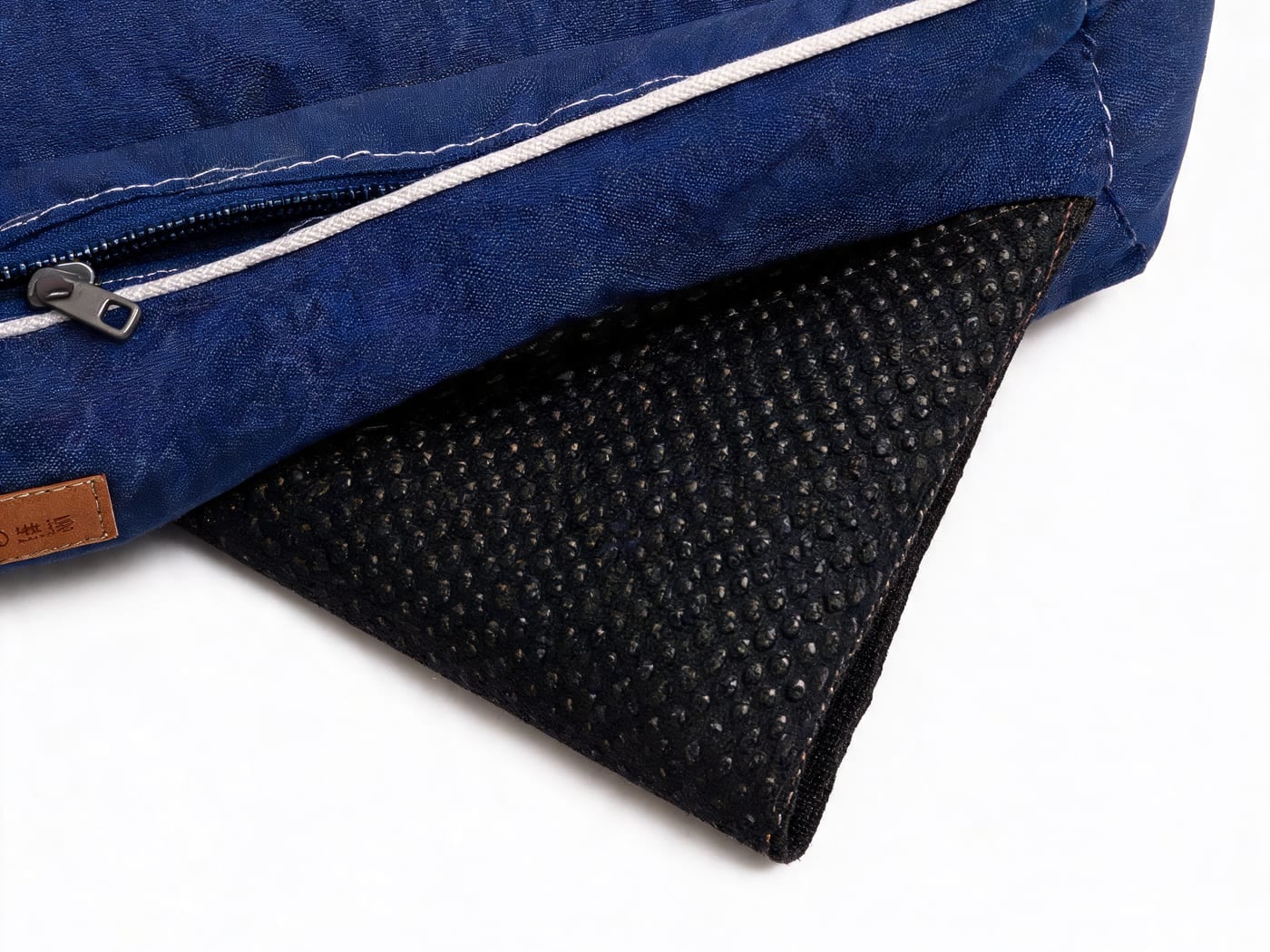Gripped underside